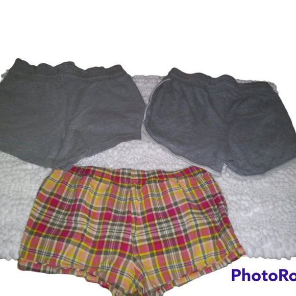 BUNDLE OF 3 SHORTS WOMEN's SIZE SMALL (XS/S) - Picture 11 of 12